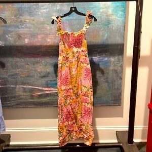 Tootsies find! Summer pink floral maxi dress with pockets.